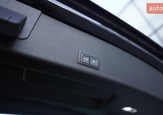 Ауди E-Tron, объемом двигателя 0 л и пробегом 64 тыс. км за 31800 $, фото 3 на Automoto.ua