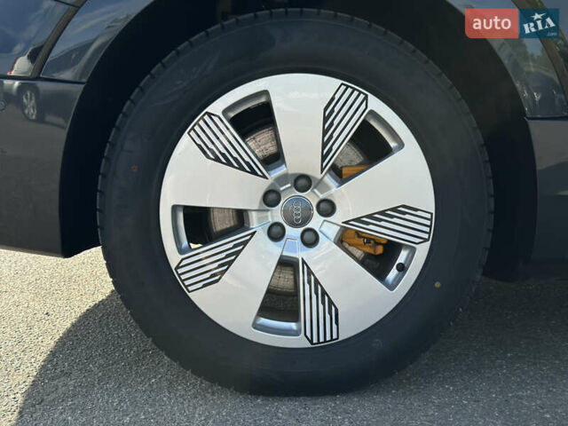 Ауди E-Tron, объемом двигателя 0 л и пробегом 115 тыс. км за 33000 $, фото 9 на Automoto.ua