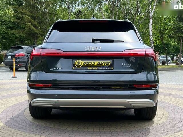 Ауди E-Tron, объемом двигателя 0 л и пробегом 94 тыс. км за 30590 $, фото 5 на Automoto.ua