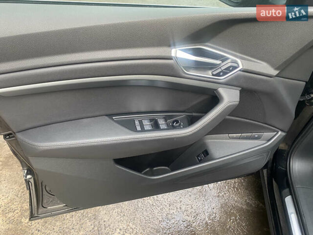 Ауді E-Tron, об'ємом двигуна 0 л та пробігом 198 тис. км за 19999 $, фото 9 на Automoto.ua