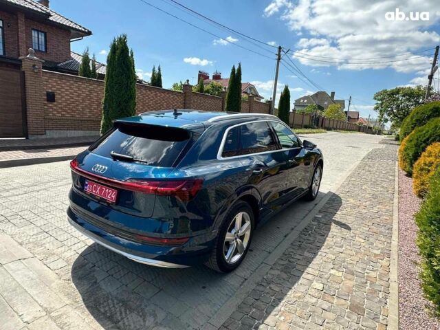 Ауди E-Tron, объемом двигателя 0 л и пробегом 55 тыс. км за 32500 $, фото 8 на Automoto.ua
