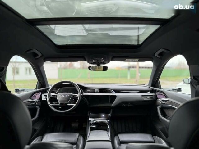 Ауди E-Tron, объемом двигателя 0 л и пробегом 109 тыс. км за 29888 $, фото 5 на Automoto.ua