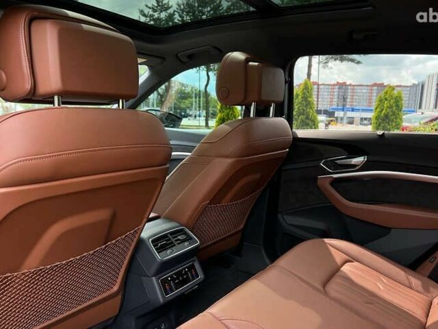 Ауди E-Tron, объемом двигателя 0 л и пробегом 94 тыс. км за 30590 $, фото 13 на Automoto.ua