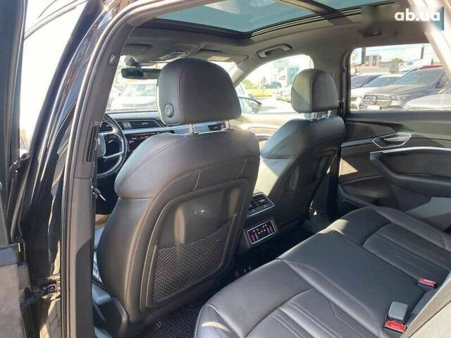 Ауди E-Tron, объемом двигателя 0 л и пробегом 81 тыс. км за 34950 $, фото 25 на Automoto.ua