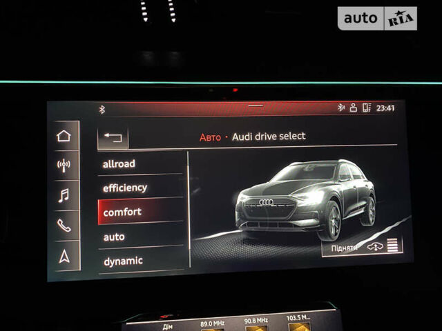 Ауді E-Tron, об'ємом двигуна 0 л та пробігом 90 тис. км за 41900 $, фото 58 на Automoto.ua