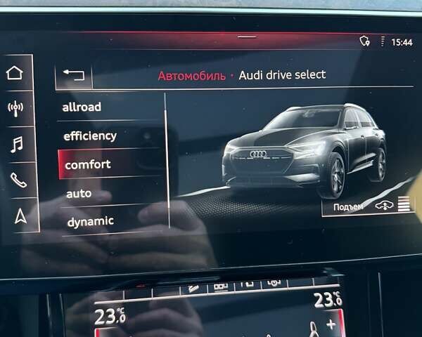 Ауди E-Tron, объемом двигателя 0 л и пробегом 42 тыс. км за 38999 $, фото 9 на Automoto.ua