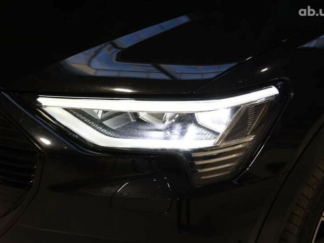 Ауди E-Tron, объемом двигателя 0 л и пробегом 138 тыс. км за 26900 $, фото 7 на Automoto.ua