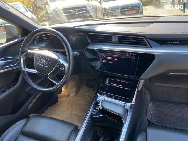 Ауди E-Tron, объемом двигателя 0 л и пробегом 81 тыс. км за 34950 $, фото 11 на Automoto.ua