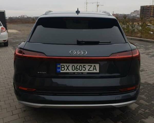 Ауди E-Tron, объемом двигателя 0 л и пробегом 15 тыс. км за 47200 $, фото 11 на Automoto.ua