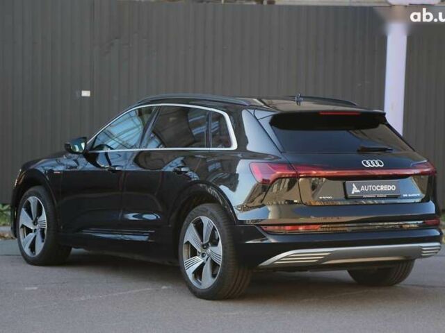 Ауди E-Tron, объемом двигателя 0 л и пробегом 140 тыс. км за 31900 $, фото 4 на Automoto.ua