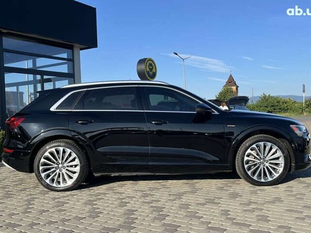 Ауди E-Tron, объемом двигателя 0 л и пробегом 64 тыс. км за 33990 $, фото 7 на Automoto.ua