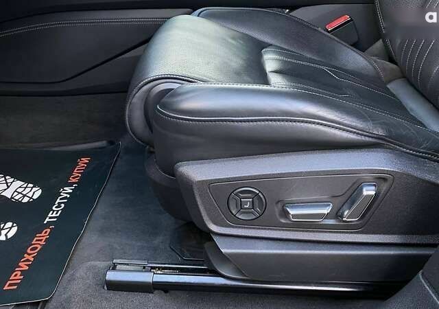 Ауди E-Tron, объемом двигателя 0 л и пробегом 109 тыс. км за 30800 $, фото 15 на Automoto.ua