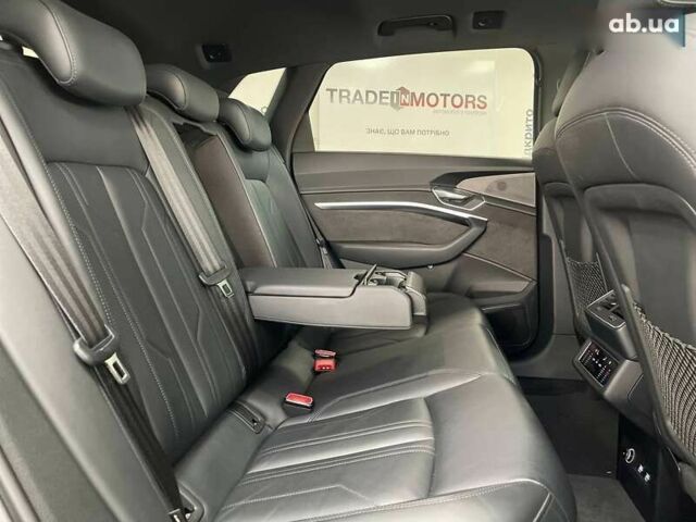 Ауди E-Tron, объемом двигателя 0 л и пробегом 138 тыс. км за 34500 $, фото 25 на Automoto.ua