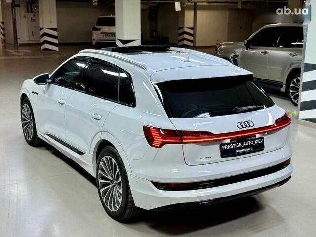 Ауди E-Tron, объемом двигателя 0 л и пробегом 36 тыс. км за 35000 $, фото 27 на Automoto.ua