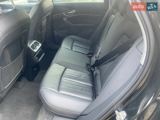 Ауді E-Tron, об'ємом двигуна 0 л та пробігом 198 тис. км за 19999 $, фото 7 на Automoto.ua