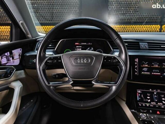 Ауди E-Tron, объемом двигателя 0 л и пробегом 133 тыс. км за 28200 $, фото 24 на Automoto.ua