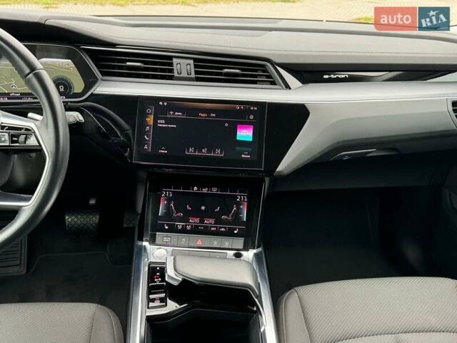 Ауді E-Tron, об'ємом двигуна 0 л та пробігом 133 тис. км за 25450 $, фото 22 на Automoto.ua