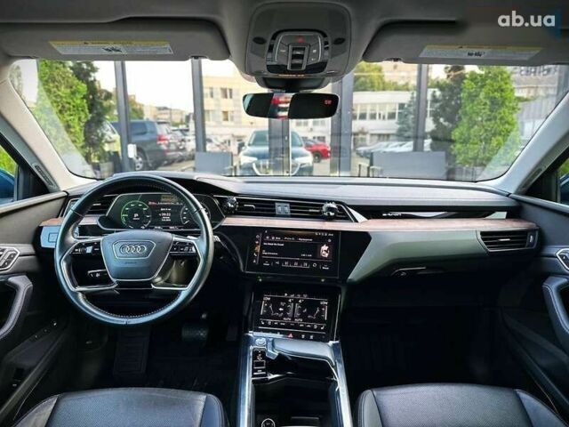 Ауди E-Tron, объемом двигателя 0 л и пробегом 77 тыс. км за 27500 $, фото 27 на Automoto.ua