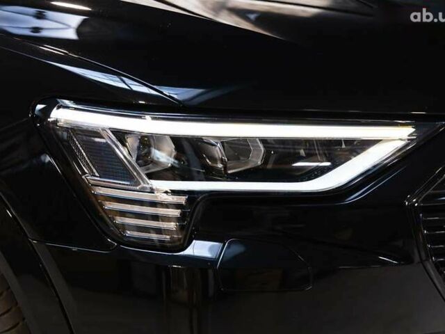 Ауди E-Tron, объемом двигателя 0 л и пробегом 133 тыс. км за 28200 $, фото 6 на Automoto.ua