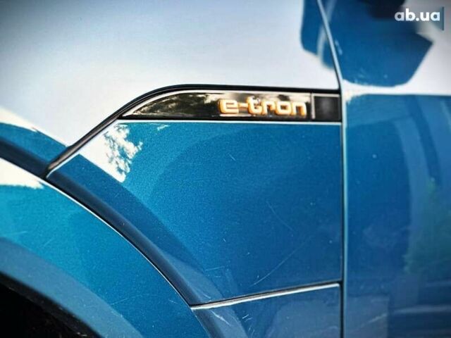 Ауди E-Tron, объемом двигателя 0 л и пробегом 77 тыс. км за 27500 $, фото 9 на Automoto.ua