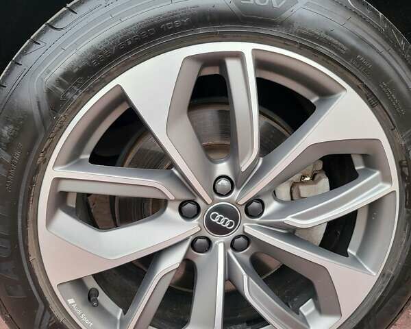 Ауди E-Tron, объемом двигателя 0 л и пробегом 95 тыс. км за 37000 $, фото 2 на Automoto.ua