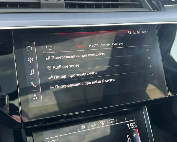 Ауди E-Tron, объемом двигателя 0 л и пробегом 67 тыс. км за 34999 $, фото 46 на Automoto.ua