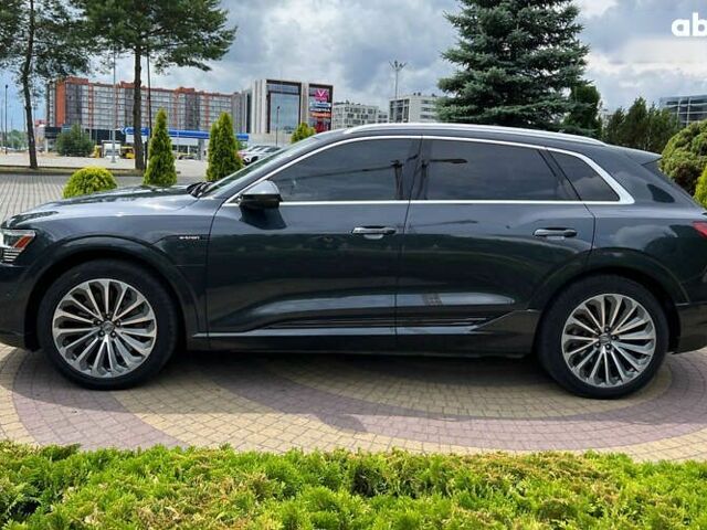 Ауди E-Tron, объемом двигателя 0 л и пробегом 94 тыс. км за 30590 $, фото 3 на Automoto.ua