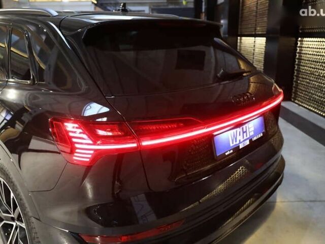 Ауди E-Tron, объемом двигателя 0 л и пробегом 138 тыс. км за 26900 $, фото 8 на Automoto.ua