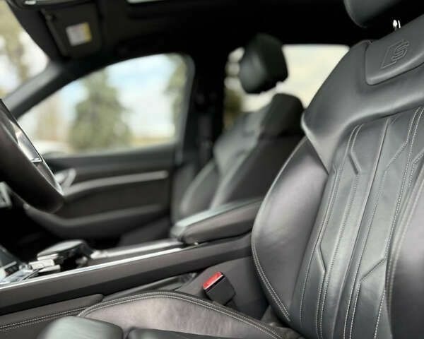 Ауди E-Tron, объемом двигателя 0 л и пробегом 109 тыс. км за 29888 $, фото 1 на Automoto.ua