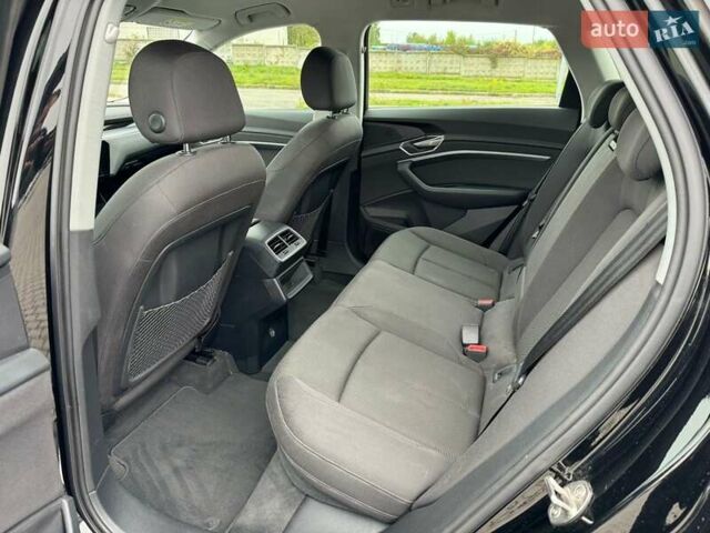 Ауді E-Tron, об'ємом двигуна 0 л та пробігом 133 тис. км за 25450 $, фото 24 на Automoto.ua