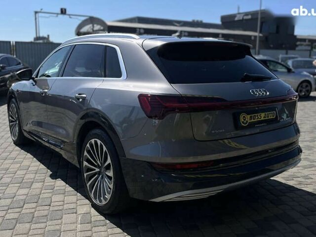 Ауди E-Tron, объемом двигателя 0 л и пробегом 174 тыс. км за 29200 $, фото 4 на Automoto.ua