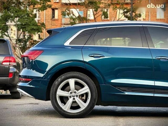Ауди E-Tron, объемом двигателя 0 л и пробегом 77 тыс. км за 27500 $, фото 12 на Automoto.ua