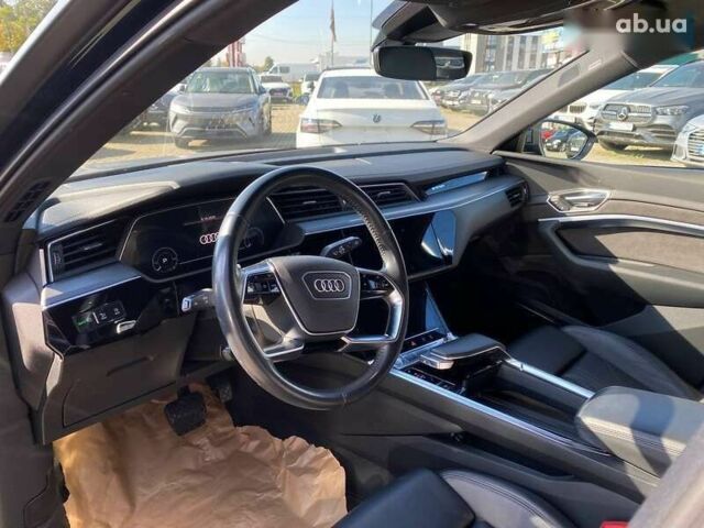 Ауди E-Tron, объемом двигателя 0 л и пробегом 81 тыс. км за 34950 $, фото 12 на Automoto.ua