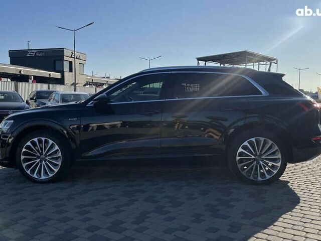 Ауди E-Tron, объемом двигателя 0 л и пробегом 64 тыс. км за 33990 $, фото 3 на Automoto.ua