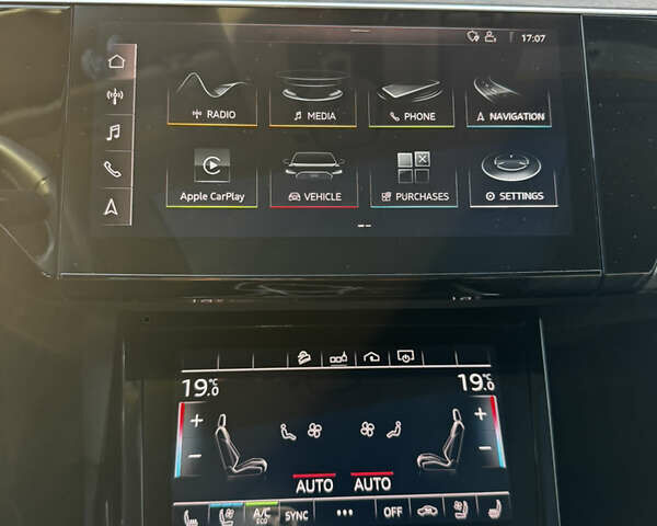 Ауди E-Tron, объемом двигателя 0 л и пробегом 79 тыс. км за 32000 $, фото 26 на Automoto.ua