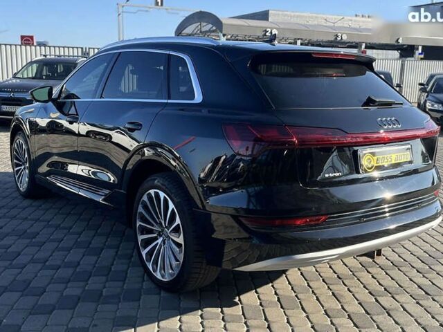 Ауди E-Tron, объемом двигателя 0 л и пробегом 64 тыс. км за 33990 $, фото 4 на Automoto.ua