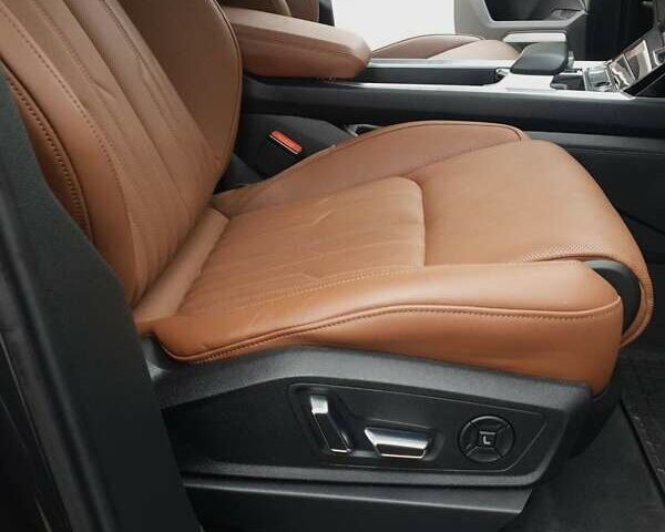 Ауди E-Tron, объемом двигателя 0 л и пробегом 15 тыс. км за 47200 $, фото 29 на Automoto.ua