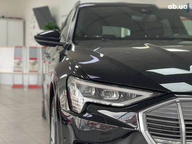 Ауди E-Tron, объемом двигателя 0 л и пробегом 138 тыс. км за 34500 $, фото 11 на Automoto.ua