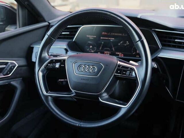 Ауди E-Tron, объемом двигателя 0 л и пробегом 140 тыс. км за 31900 $, фото 15 на Automoto.ua