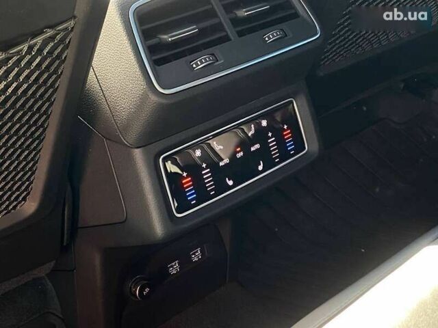 Ауди E-Tron, объемом двигателя 0 л и пробегом 66 тыс. км за 32900 $, фото 24 на Automoto.ua