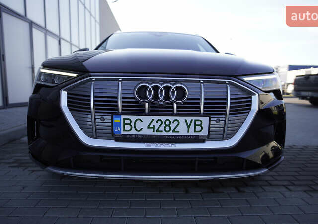 Ауди E-Tron, объемом двигателя 0 л и пробегом 64 тыс. км за 31800 $, фото 21 на Automoto.ua