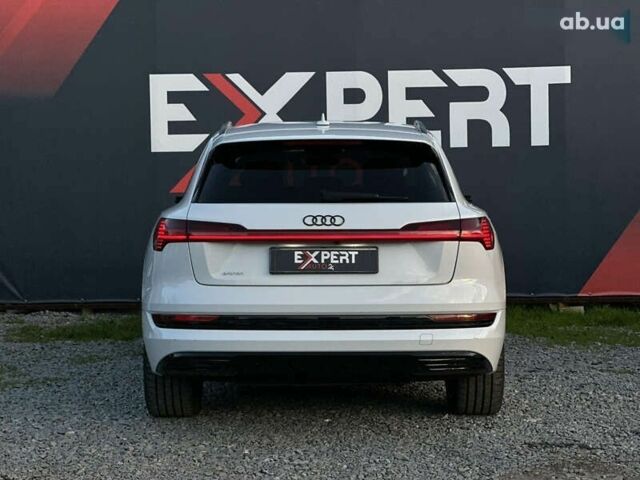 Ауді E-Tron, об'ємом двигуна 0 л та пробігом 74 тис. км за 38990 $, фото 4 на Automoto.ua