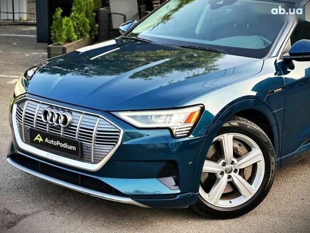 Ауди E-Tron, объемом двигателя 0 л и пробегом 77 тыс. км за 27500 $, фото 8 на Automoto.ua