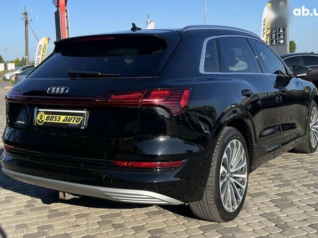 Ауди E-Tron, объемом двигателя 0 л и пробегом 64 тыс. км за 33990 $, фото 6 на Automoto.ua