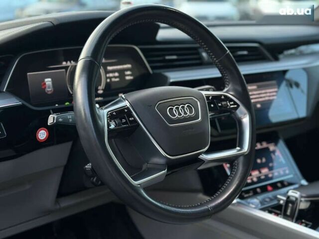Ауді E-Tron, об'ємом двигуна 0 л та пробігом 74 тис. км за 38990 $, фото 26 на Automoto.ua