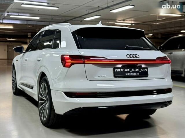 Ауди E-Tron, объемом двигателя 0 л и пробегом 36 тыс. км за 37000 $, фото 22 на Automoto.ua