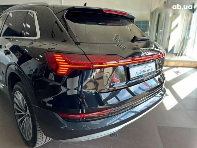 Ауді E-Tron, об'ємом двигуна 0 л та пробігом 107 тис. км за 30900 $, фото 6 на Automoto.ua