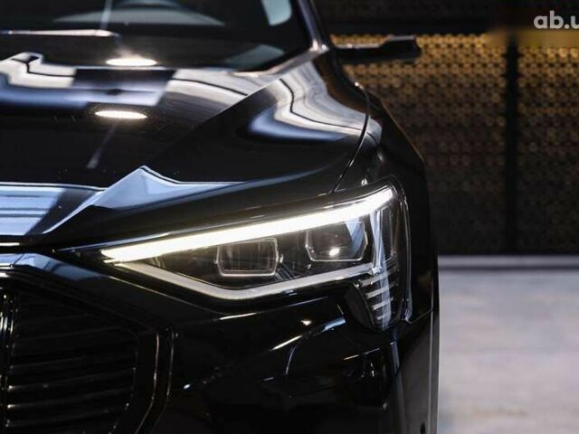 Ауди E-Tron, объемом двигателя 0 л и пробегом 133 тыс. км за 28200 $, фото 1 на Automoto.ua