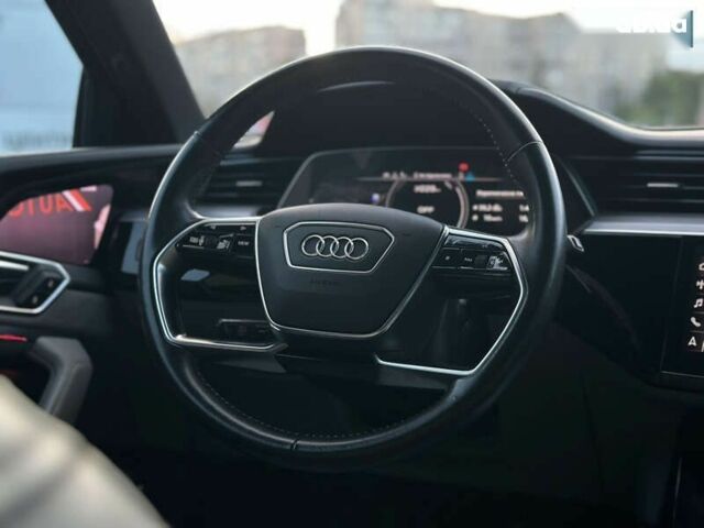 Ауді E-Tron, об'ємом двигуна 0 л та пробігом 74 тис. км за 38990 $, фото 29 на Automoto.ua