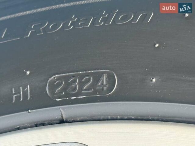 Ауди E-Tron, объемом двигателя 0 л и пробегом 106 тыс. км за 29900 $, фото 28 на Automoto.ua